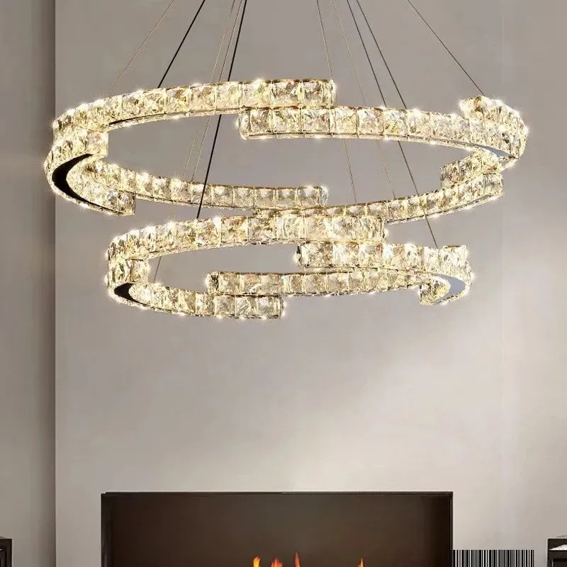 Darius Chandelier Light