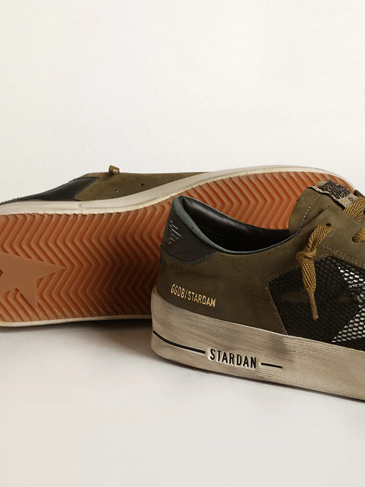 Men's Stardan in military green nubuck and black mesh with white star